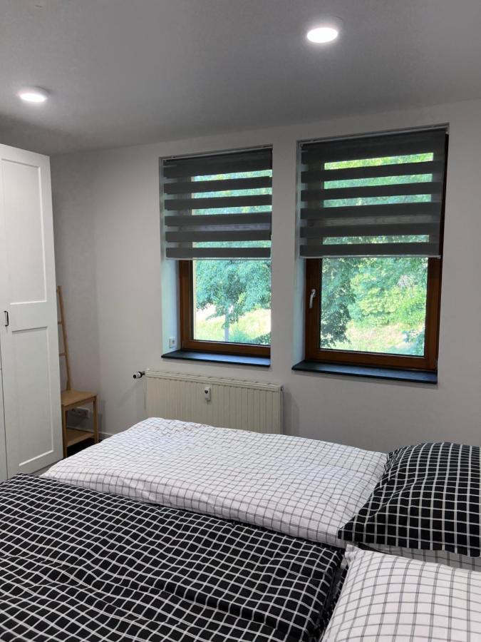 Zentrale Ferienwohnung ไอเซนัค ภายนอก รูปภาพ
