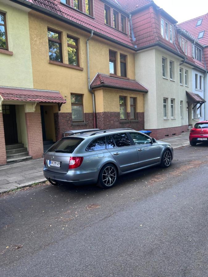 Zentrale Ferienwohnung ไอเซนัค ภายนอก รูปภาพ