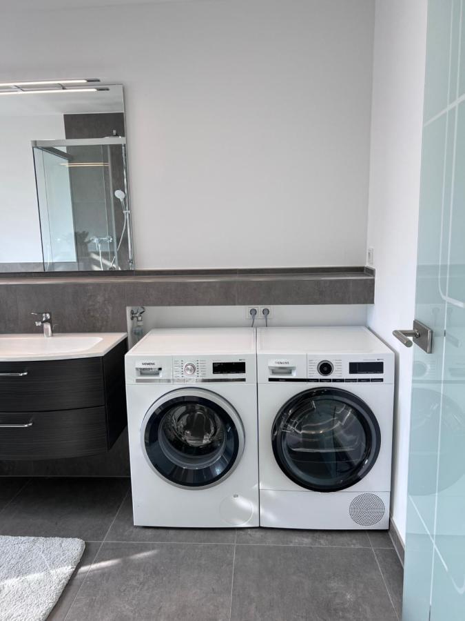 Zentrale Ferienwohnung ไอเซนัค ภายนอก รูปภาพ
