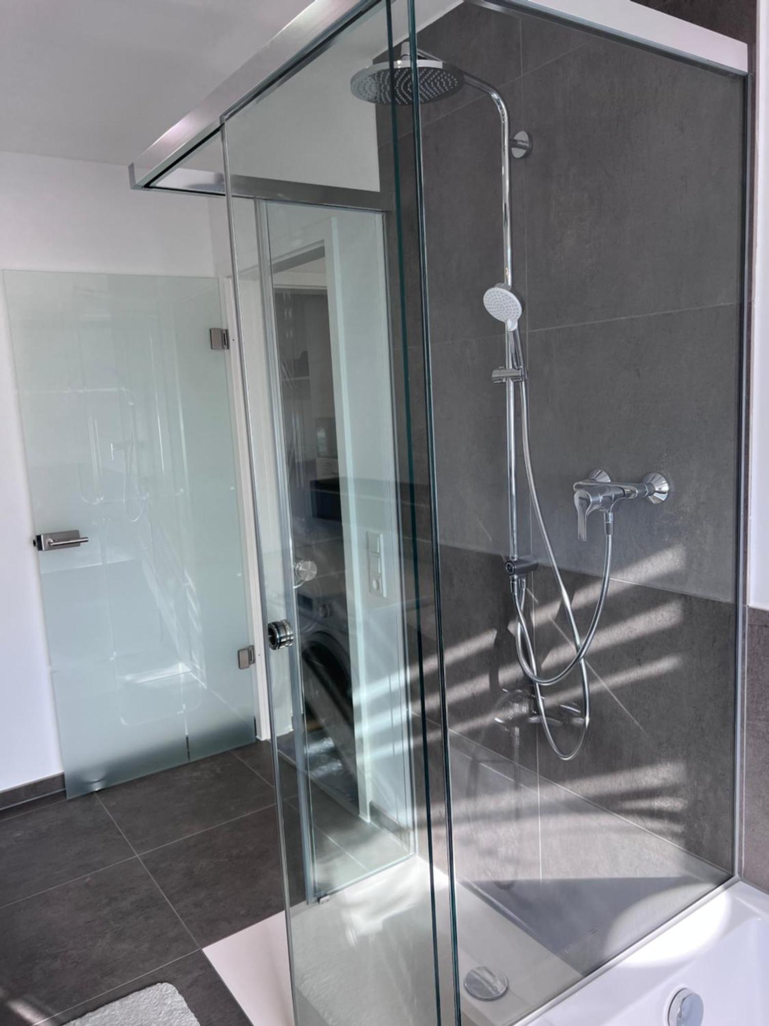 Zentrale Ferienwohnung ไอเซนัค ภายนอก รูปภาพ